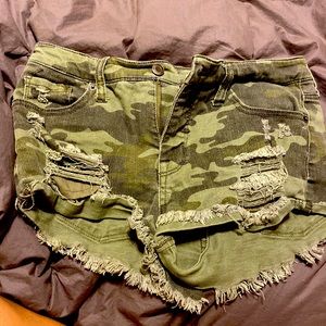 Camp shorts, size 27 mossimo